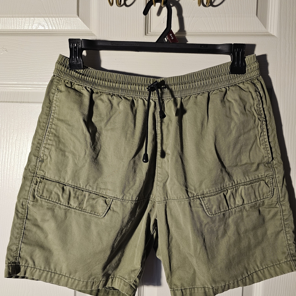 Men's Olive Green Shorts Levi's Size M